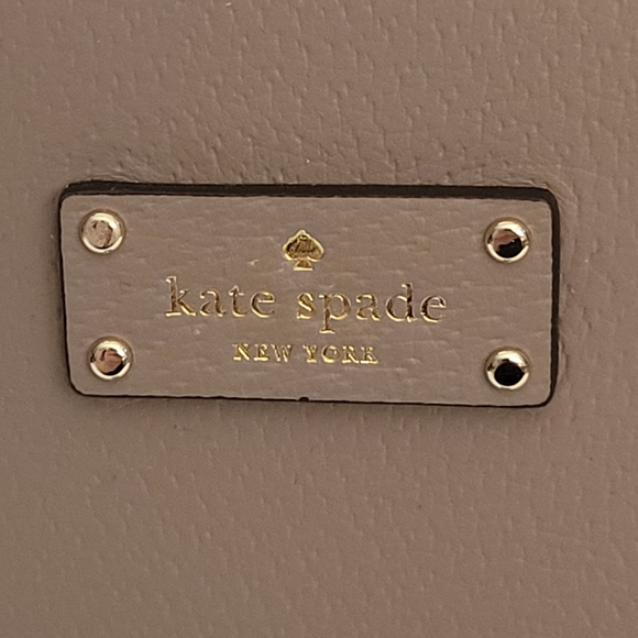 Kate Spade NWT Grove Street Lana color cityscape satchel crossbody bag - Picture 3 of 15